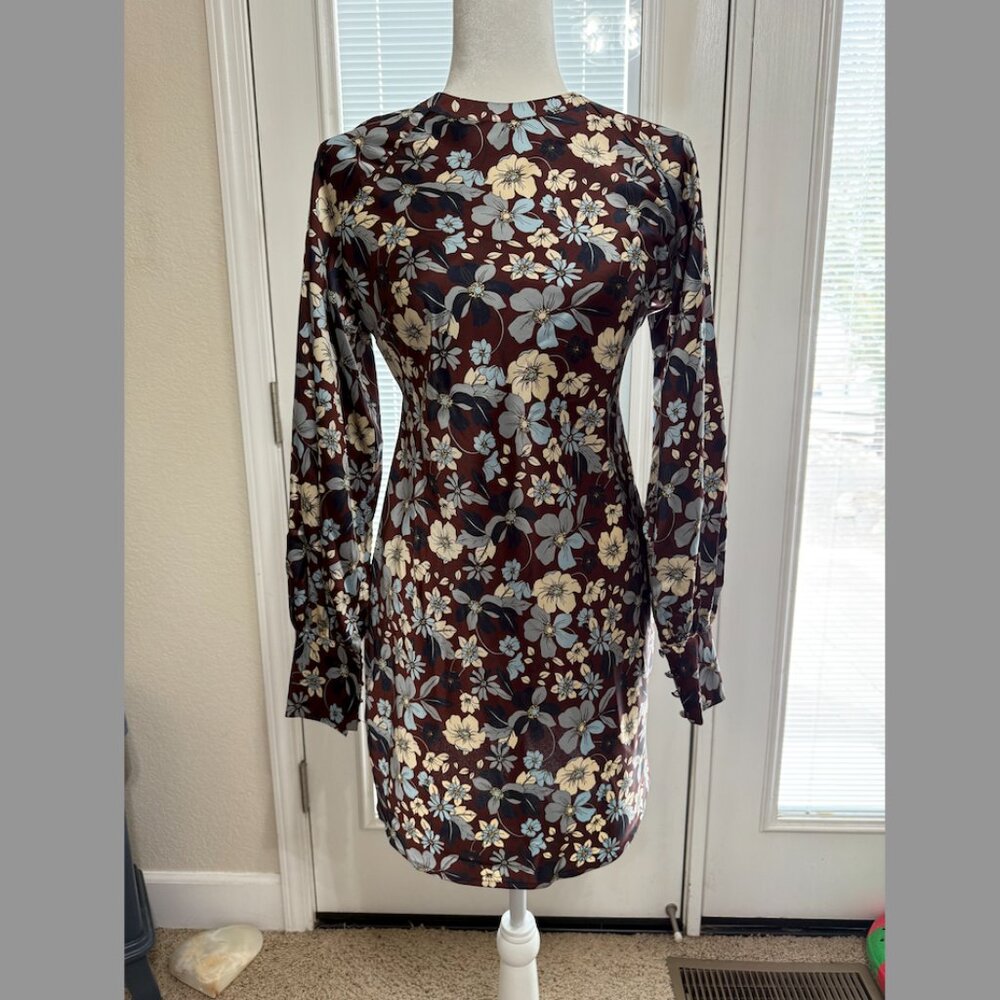 NWT Future Collective Long Sleeved Floral Mini Dress SZ 6